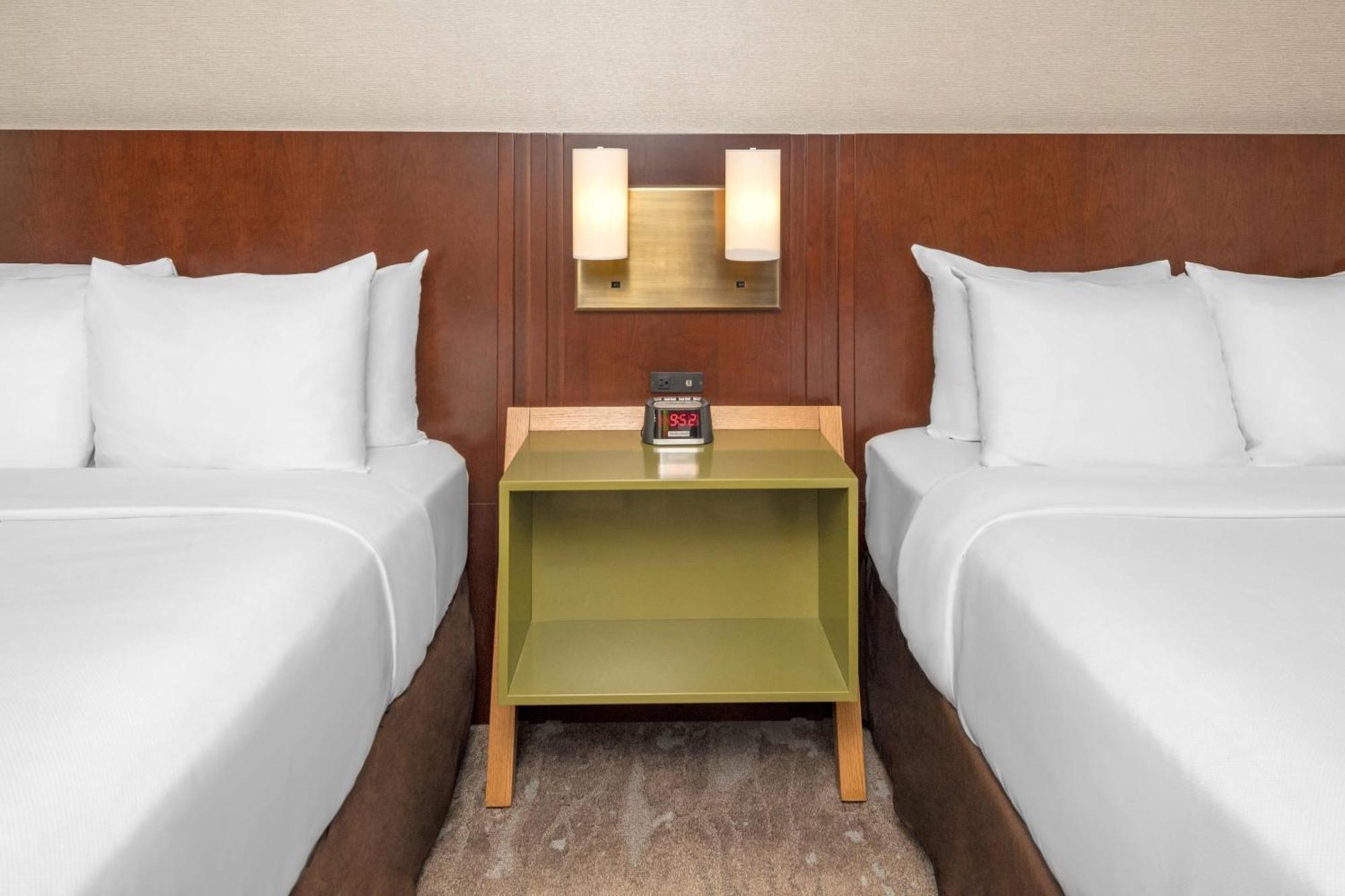 Comfort Inn Оттава Экстерьер фото